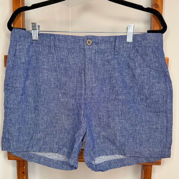 Old Navy Pants - Women’s Old Navy Everyday Chambray Shorts